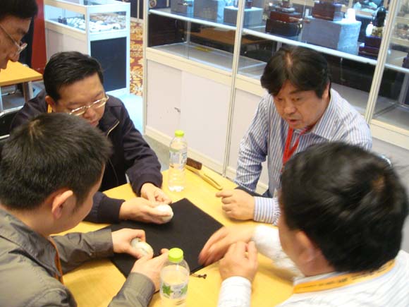 dvubb 图片点击可在新窗口打开查看