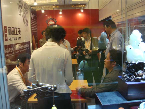 dvubb 图片点击可在新窗口打开查看