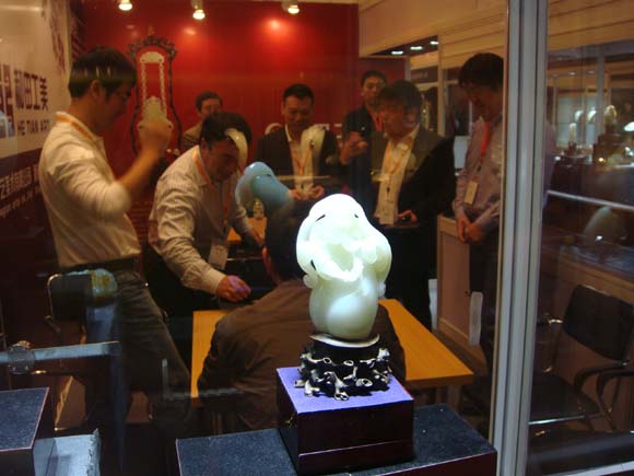 dvubb 图片点击可在新窗口打开查看